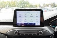 Ford Focus TITANIUM X 26