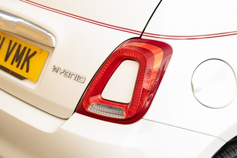 Fiat 500 DOLCEVITA MHEV 9