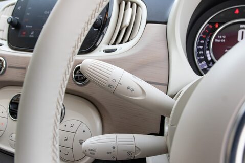 Fiat 500 DOLCEVITA MHEV 17