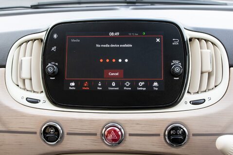 Fiat 500 DOLCEVITA MHEV 23
