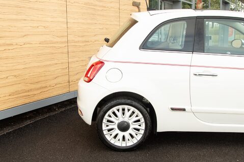 Fiat 500 DOLCEVITA MHEV 7