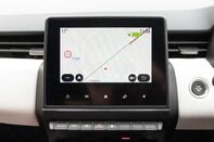 Renault Clio TECHNO E-TECH 23