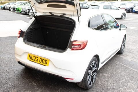 Renault Clio TECHNO E-TECH 35