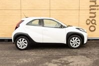 Toyota Aygo X VVT-I PURE 12