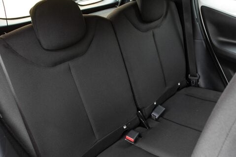 Toyota Aygo X VVT-I PURE 31