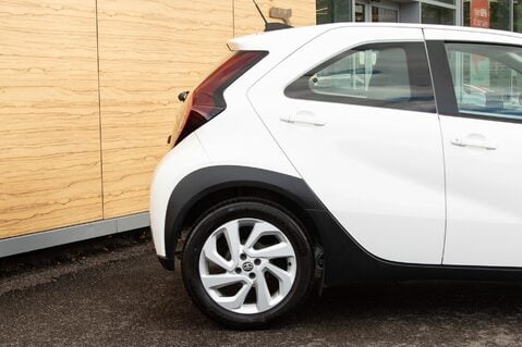 Toyota Aygo X VVT-I PURE 7