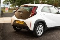 Toyota Aygo X VVT-I PURE 8