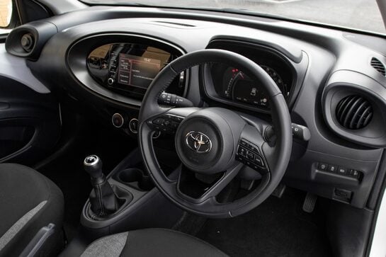 Toyota Aygo X VVT-I PURE