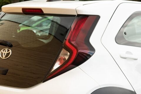 Toyota Aygo X VVT-I PURE 9