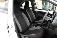 Toyota Aygo X VVT-I PURE 28