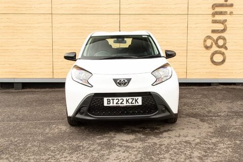 Toyota Aygo X VVT-I PURE 5