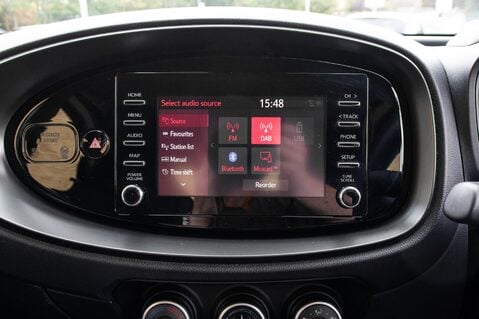 Toyota Aygo X VVT-I PURE 23