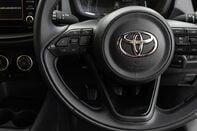 Toyota Aygo X VVT-I PURE 19