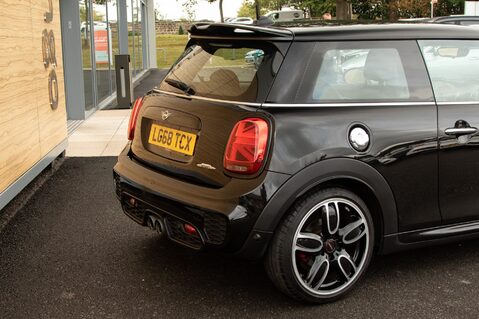 Mini Hatch JOHN COOPER WORKS 8