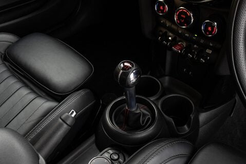 Mini Hatch JOHN COOPER WORKS 31
