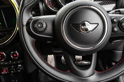 Mini Hatch JOHN COOPER WORKS 19