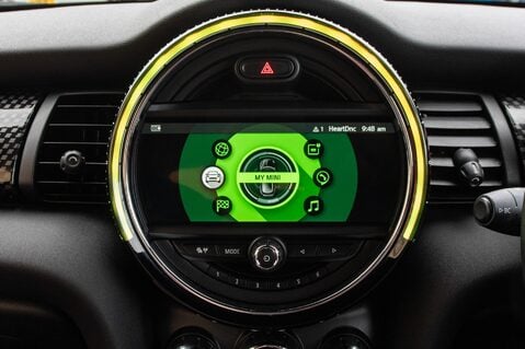 Mini Hatch JOHN COOPER WORKS 22