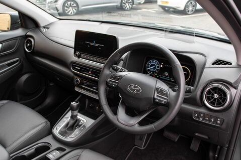 Hyundai KONA GDI ULTIMATE 4