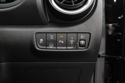 Hyundai KONA GDI ULTIMATE 16