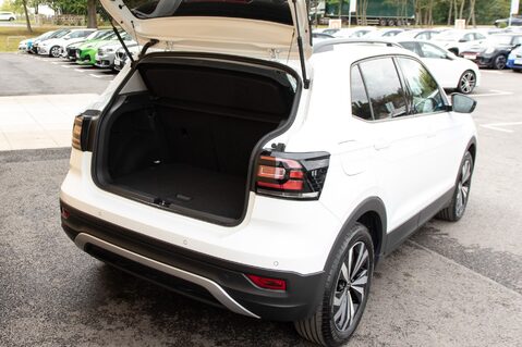 Volkswagen T-Cross BLACK EDITION TSI 34