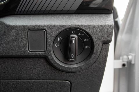 Volkswagen T-Cross BLACK EDITION TSI 16
