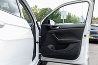 Volkswagen T-Cross BLACK EDITION TSI 14