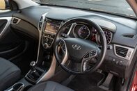 Hyundai i30 CRDI SE NAV BLUE DRIVE 4