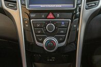 Hyundai i30 CRDI SE NAV BLUE DRIVE 30