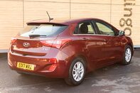 Hyundai i30 CRDI SE NAV BLUE DRIVE 2