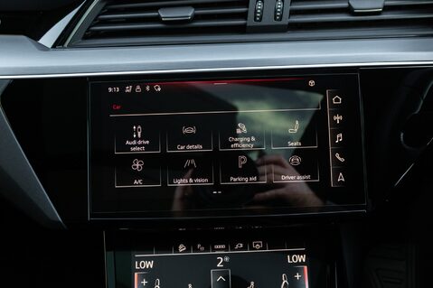 Audi E-Tron SPORTBACK QUATTRO S LINE 26