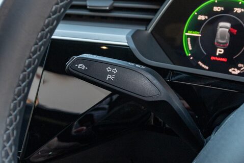 Audi E-Tron SPORTBACK QUATTRO S LINE 17