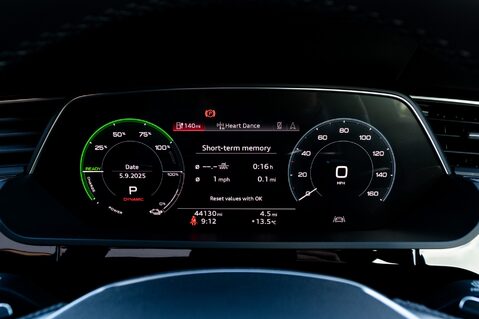 Audi E-Tron SPORTBACK QUATTRO S LINE 15