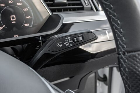 Audi E-Tron SPORTBACK QUATTRO S LINE 18