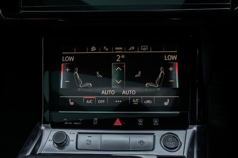 Audi E-Tron SPORTBACK QUATTRO S LINE 34