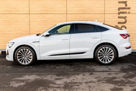 Audi E-Tron SPORTBACK QUATTRO S LINE 13