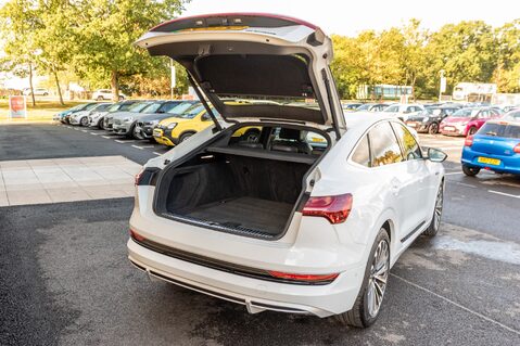 Audi E-Tron SPORTBACK QUATTRO S LINE 36
