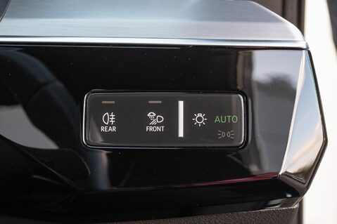 Audi E-Tron SPORTBACK QUATTRO S LINE 16