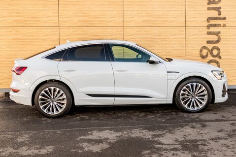 Audi E-Tron SPORTBACK QUATTRO S LINE 12