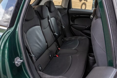 Mini Hatch COOPER S 33