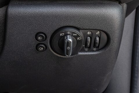 Mini Hatch COOPER S 16