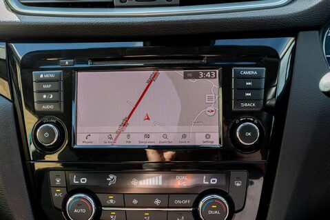 Nissan Qashqai DCI ACENTA PREMIUM DCT 23