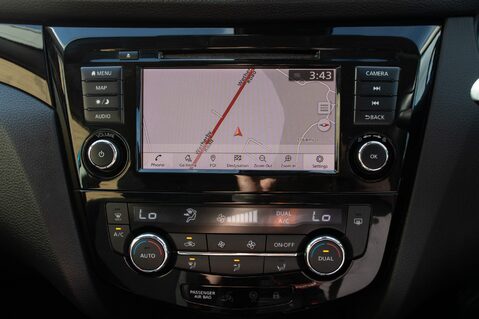 Nissan Qashqai DCI ACENTA PREMIUM DCT 23