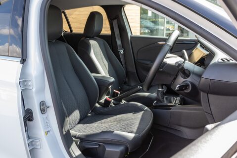 Vauxhall Corsa ELITE 28