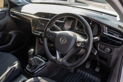 Vauxhall Corsa ELITE 4
