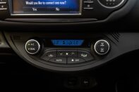 Toyota Yaris VVT-I DESIGN 29