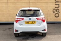 Toyota Yaris VVT-I DESIGN 6