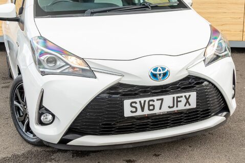 Toyota Yaris VVT-I DESIGN 10