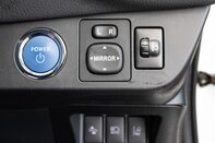 Toyota Yaris VVT-I DESIGN 16