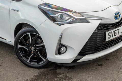 Toyota Yaris VVT-I DESIGN 11