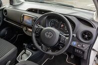 Toyota Yaris VVT-I DESIGN 4